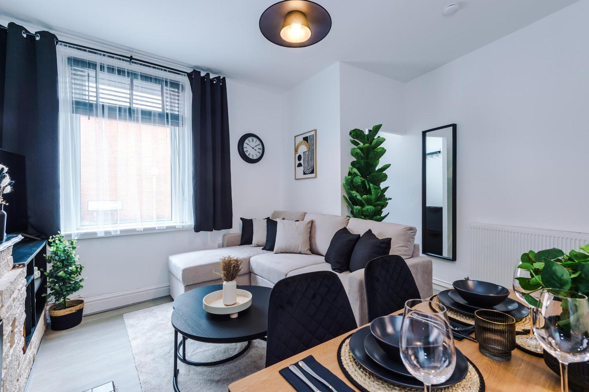 Modern Premium 3 Bed Hidden Gem - Central Location บาร์นสลีย์ ภายนอก รูปภาพ